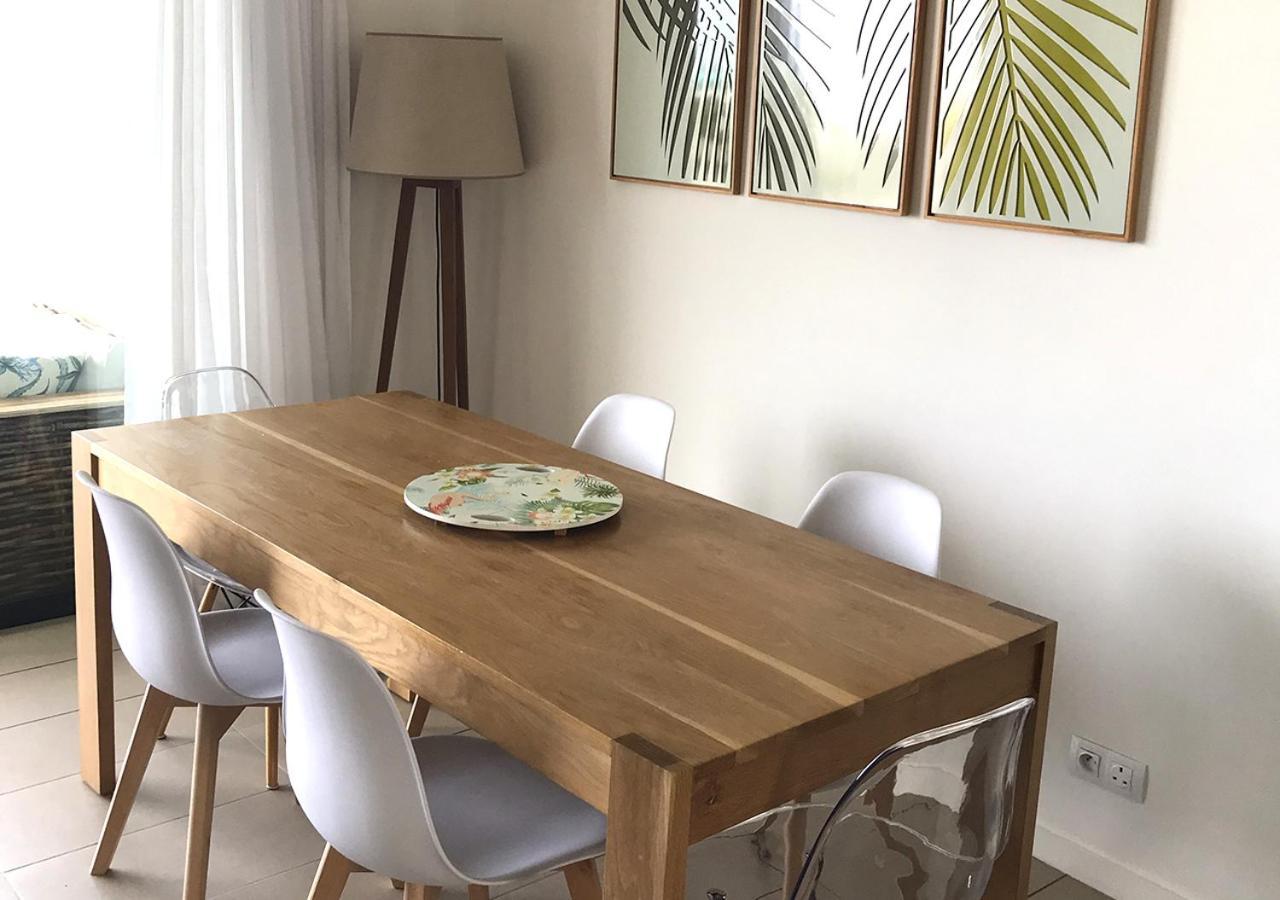 Roches Noires Apartment With A Sea View מראה חיצוני תמונה